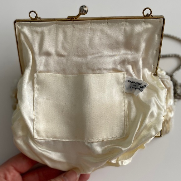 La Regale Cream and Silver Sequin Clutch - Picture 6 of 10